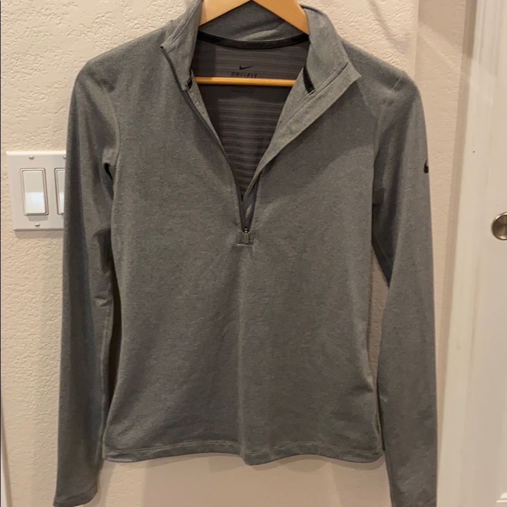 Nike Dri-Fit  3/4 zip fitted jacket